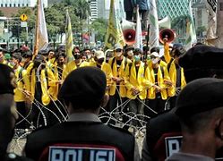 Demo Mahasiswa Di Patung Kuda Hari Ini